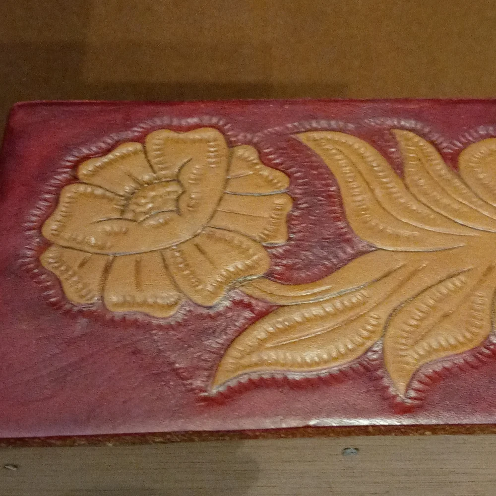 Hand carved flower wooden box made in Honduras